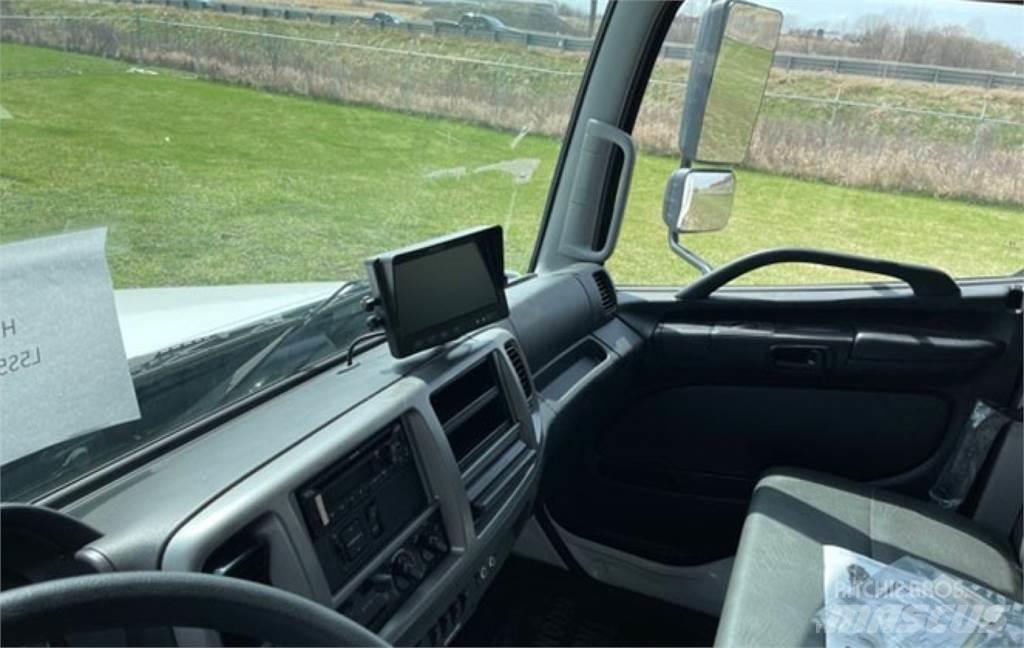 Hino L7 Smetiarske vozidlá