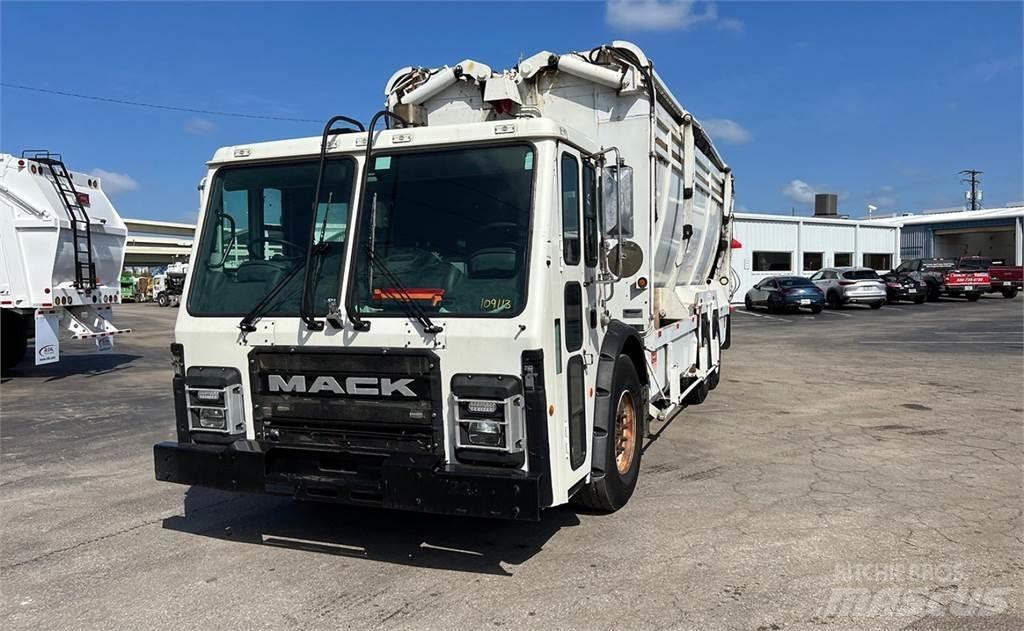 Mack LR613 Smetiarske vozidlá