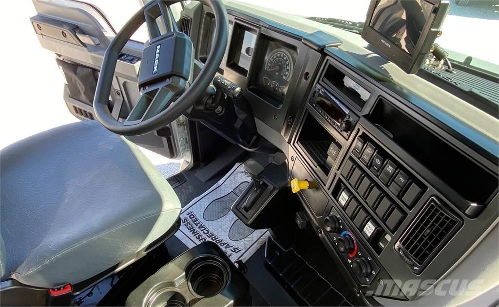Mack MD6 Smetiarske vozidlá