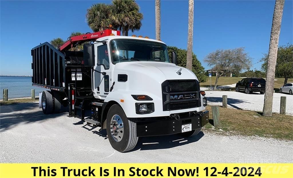 Mack MD7 Drapáky