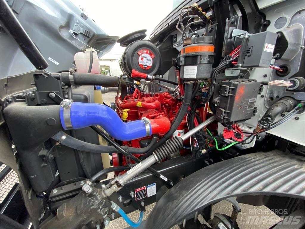 Mack MD7 Drapáky
