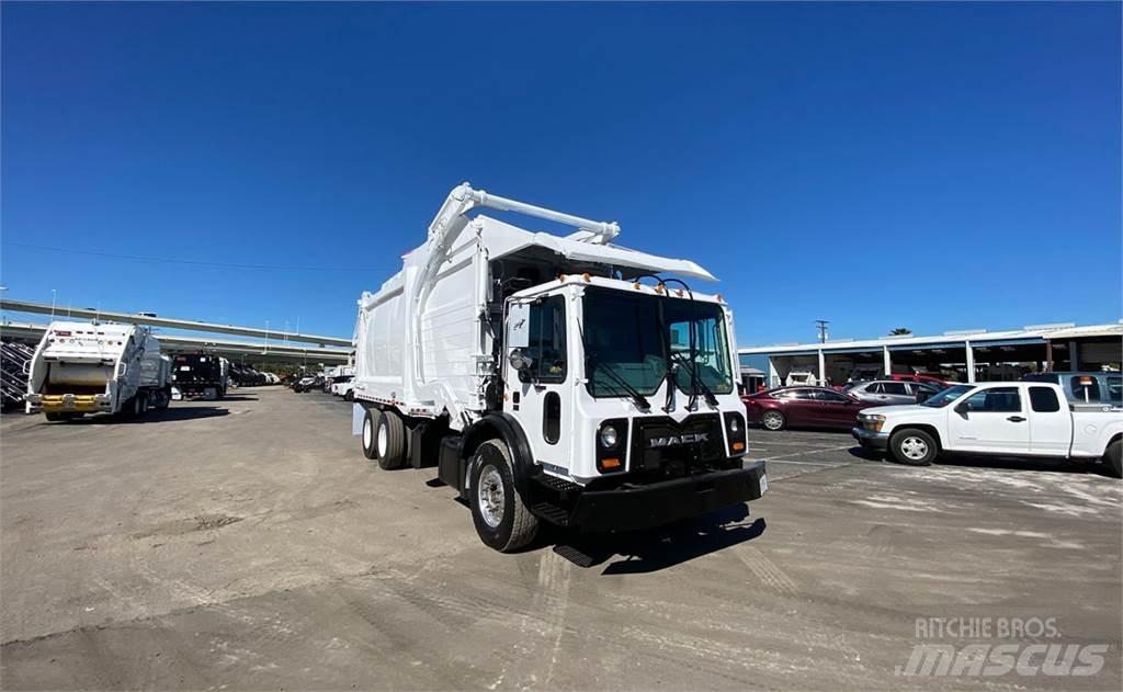 Mack MRU613 Smetiarske vozidlá