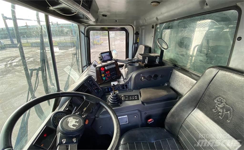 Mack MRU613 Smetiarske vozidlá