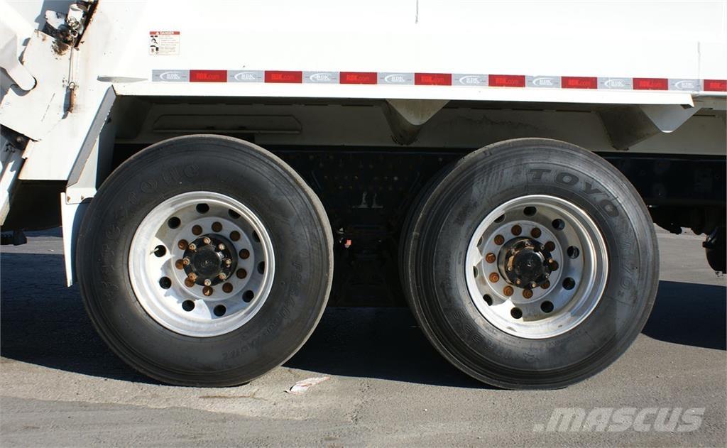 Mack TE64 Smetiarske vozidlá