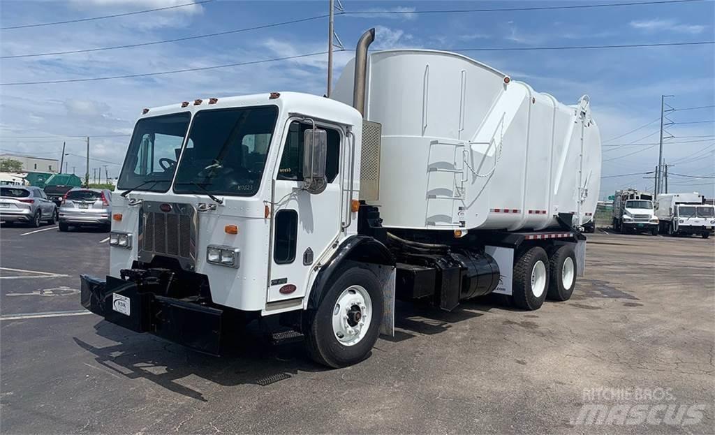 Peterbilt 320 Smetiarske vozidlá