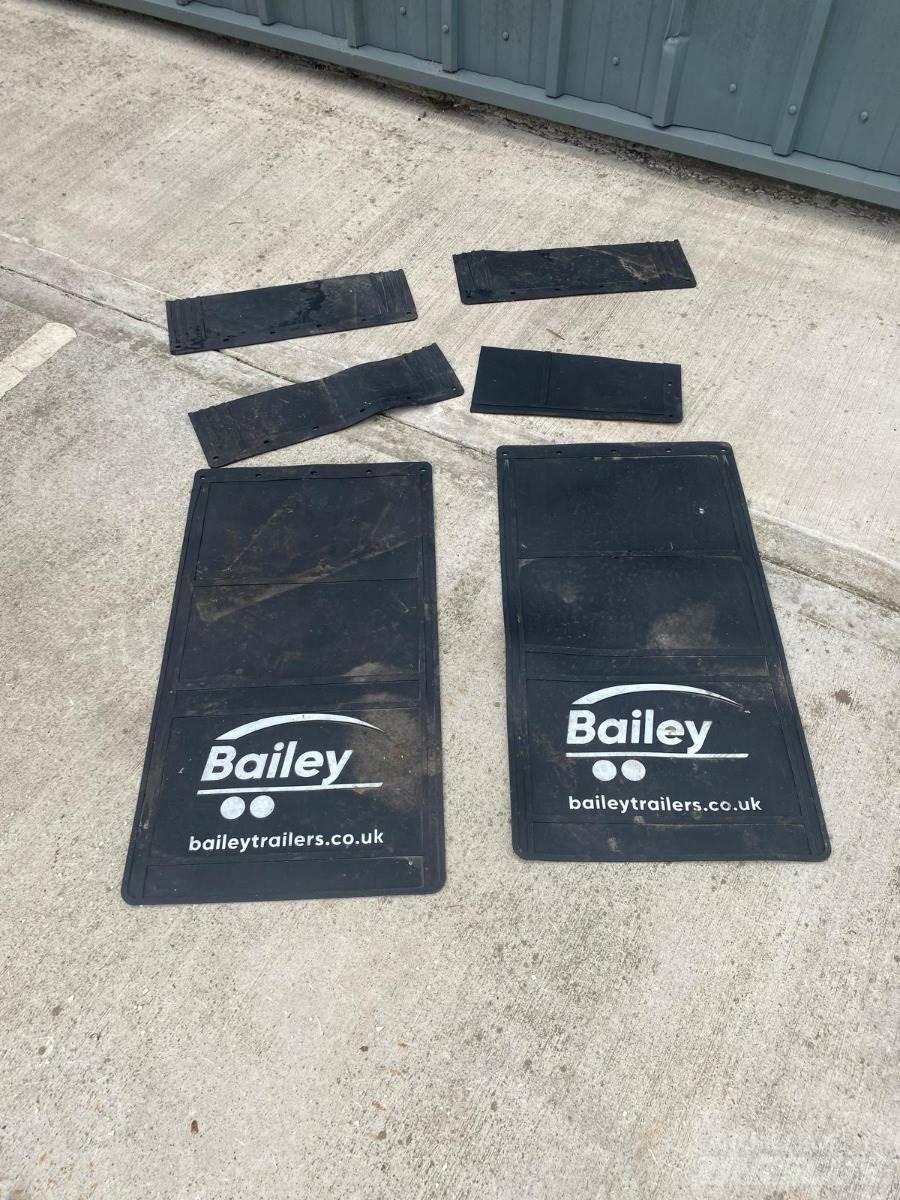 Bailey  Ďalšie prívesy