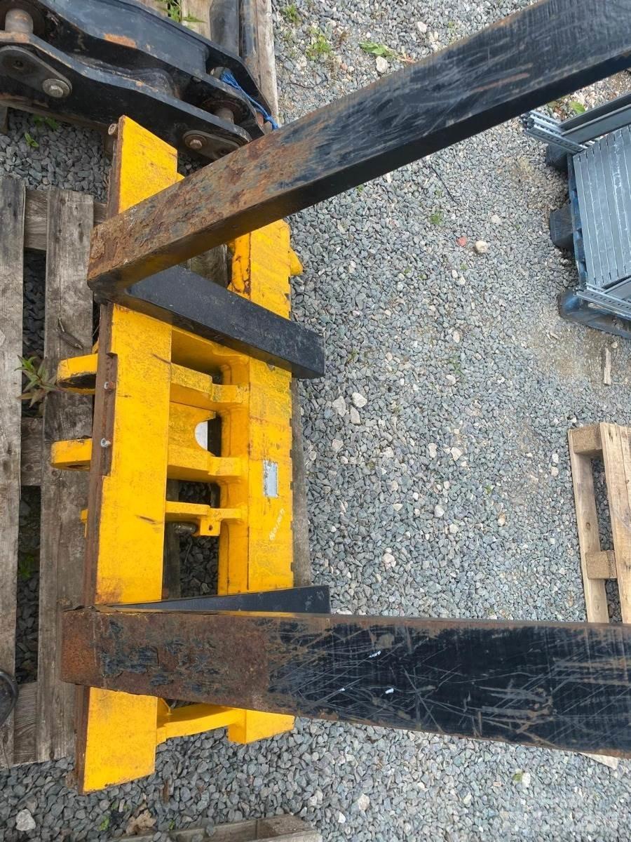 JCB  Teleskopické nakladače pre poľnohospodárstvo