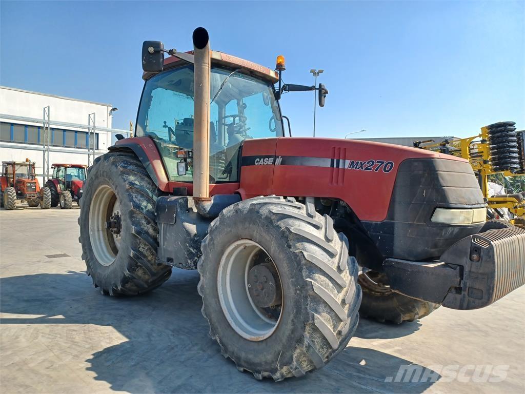 CASE MX 270 Traktory