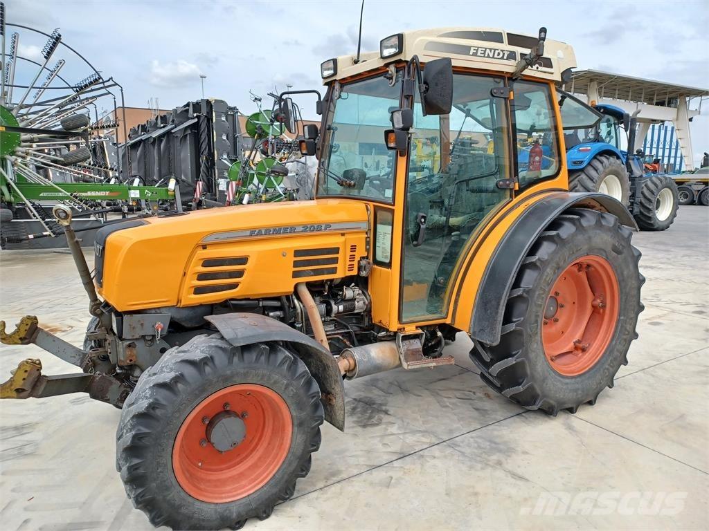 Fendt 208P Traktory