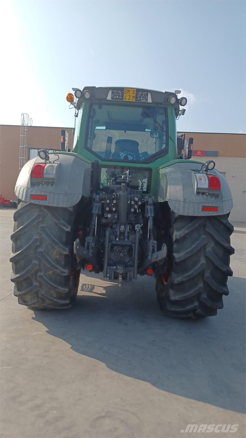 Fendt 828 SCR Traktory