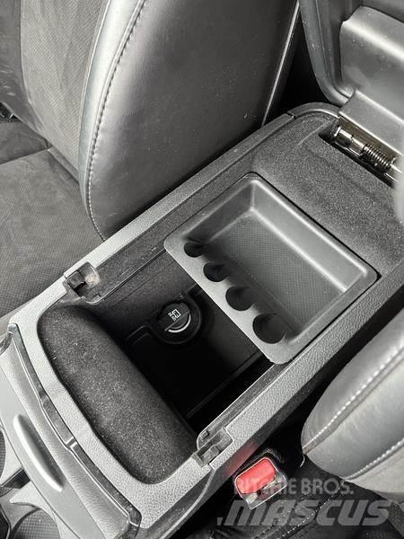 Dodge Charger Automobily