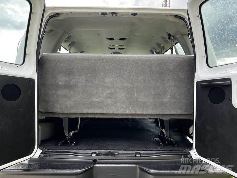 Ford Econoline Automobily