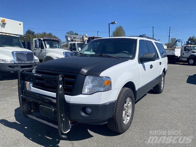 Ford Expedition Automobily