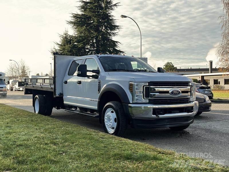Ford F-450 SD Plošinové nákladné automobily/nákladné automobily so sklápacími bočnicami