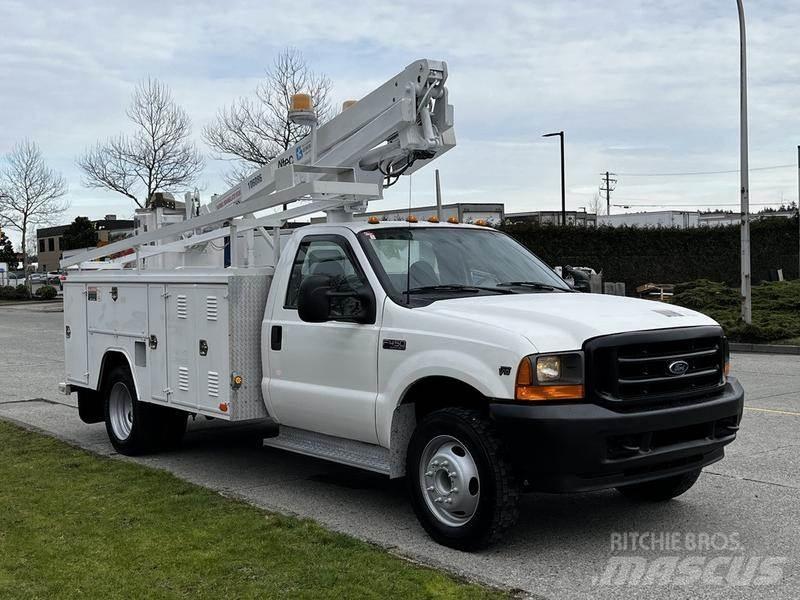 Ford F-450 SD Komunálne / Multi-úžitkové vozidlá