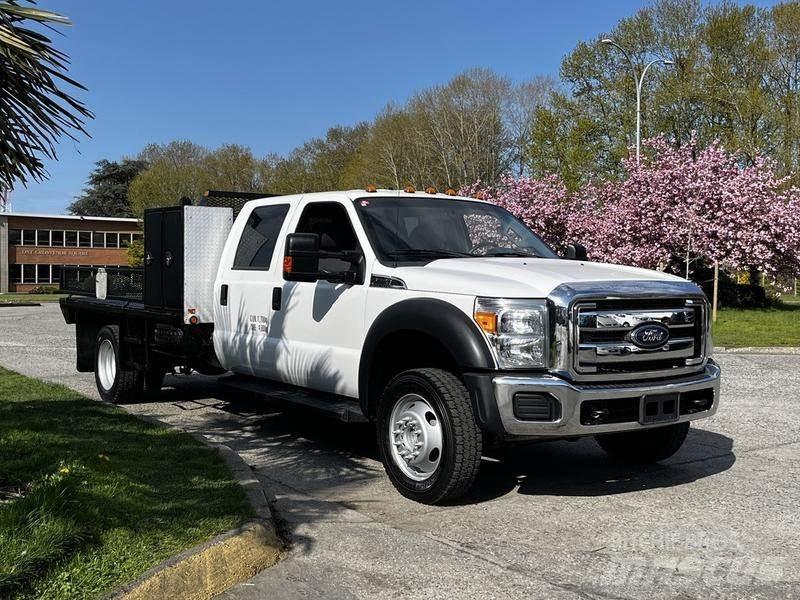 Ford F-550 Plošinové nákladné automobily/nákladné automobily so sklápacími bočnicami