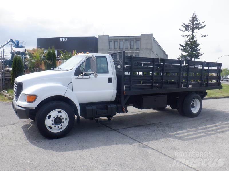 Ford F-650 Plošinové nákladné automobily/nákladné automobily so sklápacími bočnicami