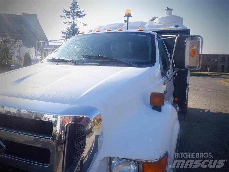 Ford F-650 Kombinované/Čerpacie cisterny