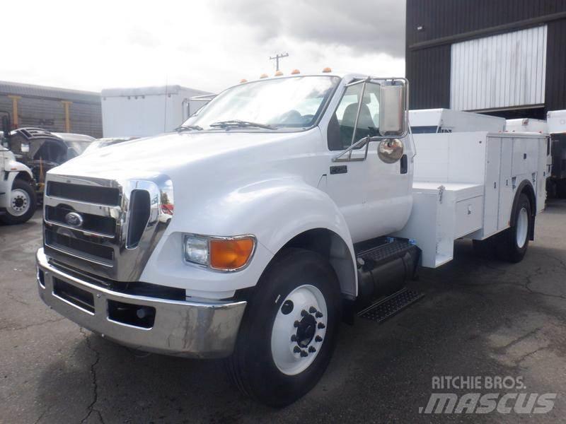 Ford F-750 Komunálne / Multi-úžitkové vozidlá