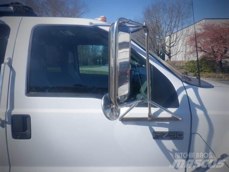 Ford F-750 Komunálne / Multi-úžitkové vozidlá