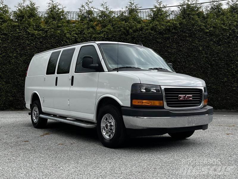 GMC Savana Dodávky