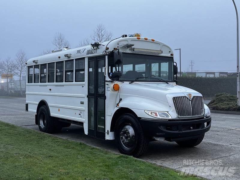 International 4200 Minibusy