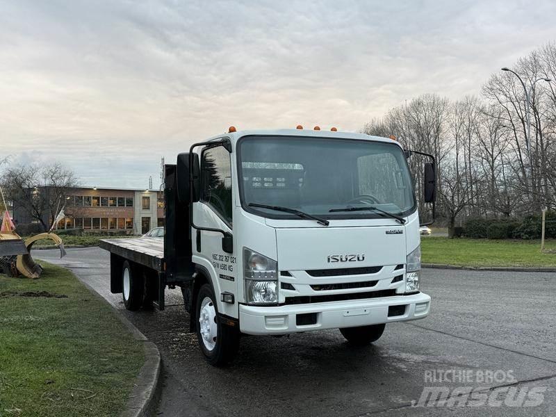 Isuzu NPR Plošinové nákladné automobily/nákladné automobily so sklápacími bočnicami