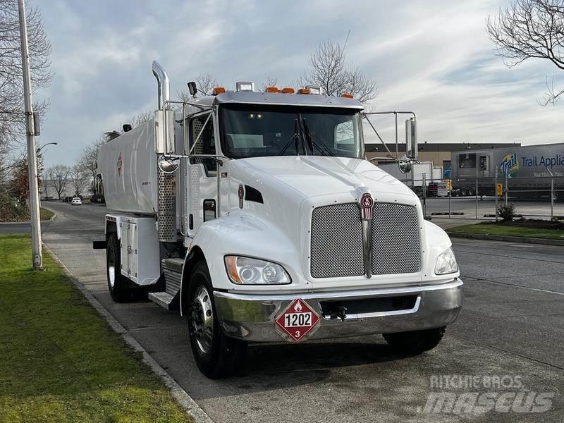 Kenworth T300 Cisternové nákladné vozidlá
