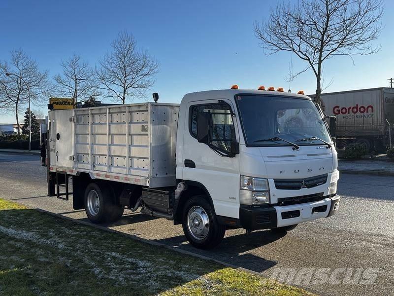 Mitsubishi Fuso FE Plošinové nákladné automobily/nákladné automobily so sklápacími bočnicami