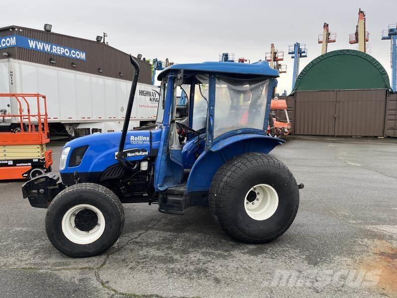 New Holland TN70A Traktory