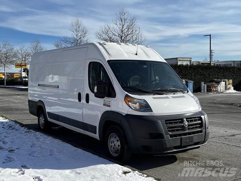 RAM Promaster Dodávky