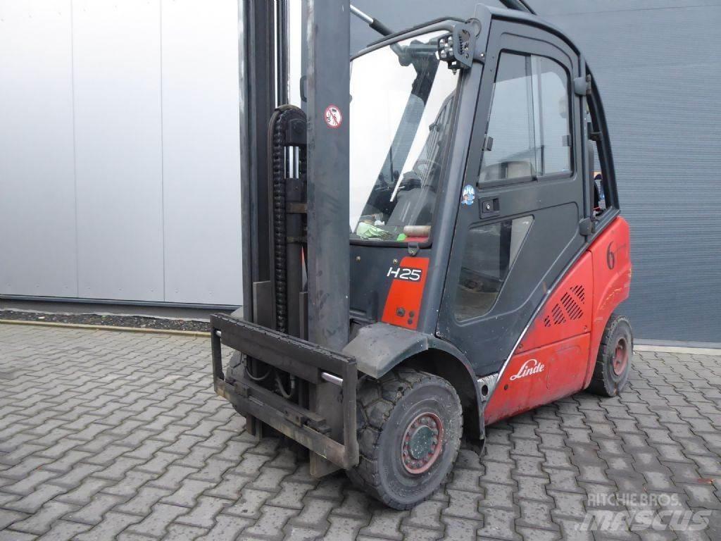 Linde H25T-01 LPG vozíky