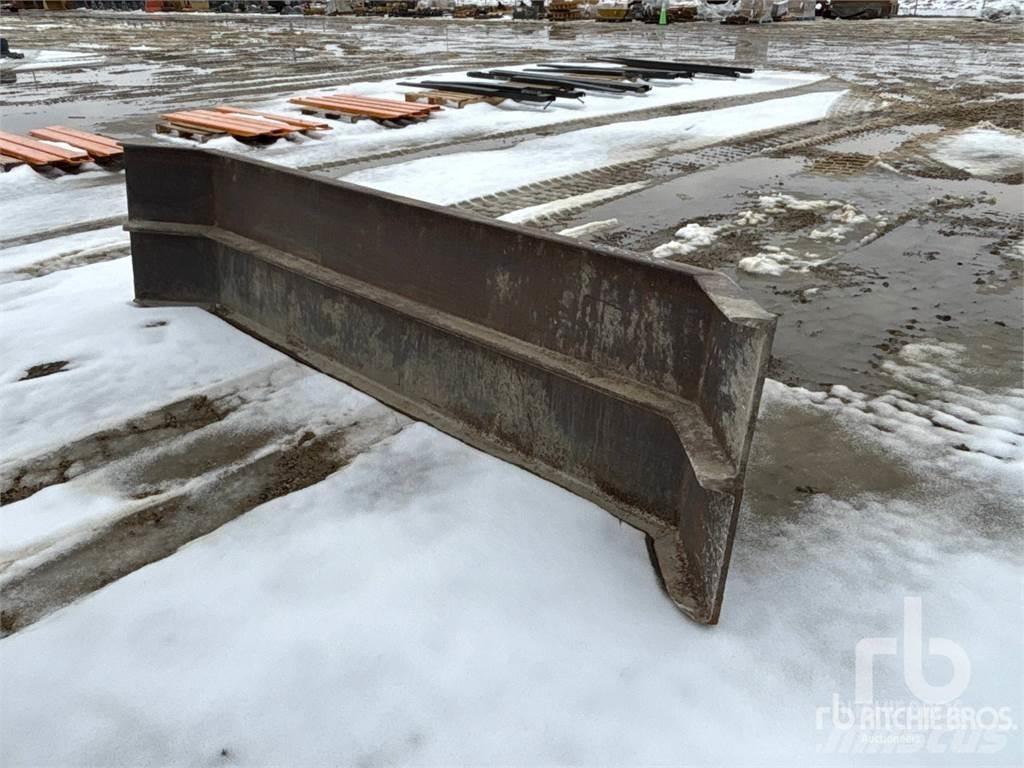  10 ft Ďalšie cestné a snežné stroje