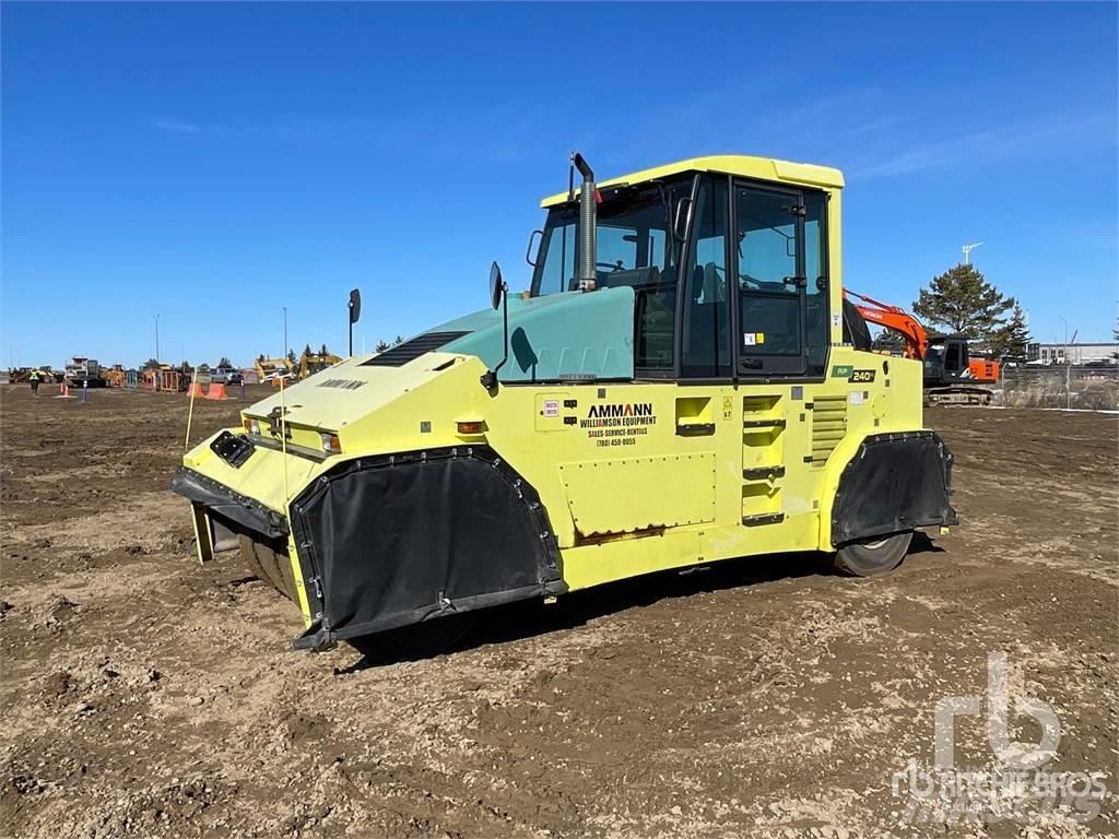 Ammann AP240H Ťahačové valce