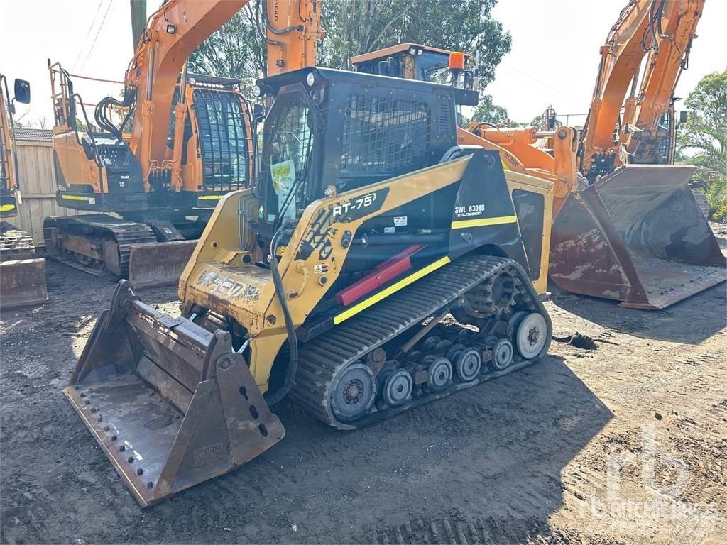 ASV RT75 Šmykom riadené nakladače