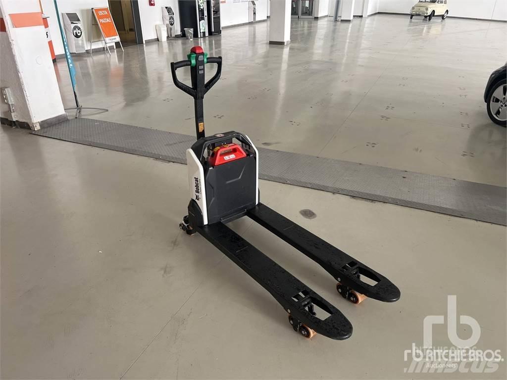 Bobcat LPM15N Paletové regály
