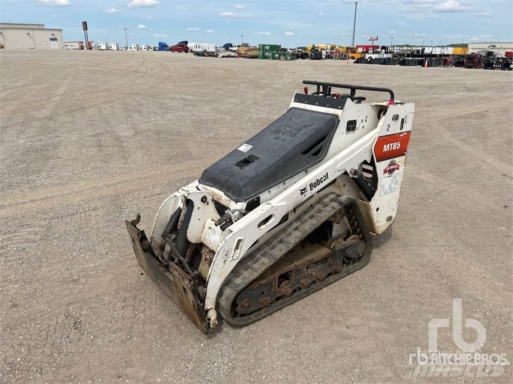 Bobcat MT85 Šmykom riadené nakladače