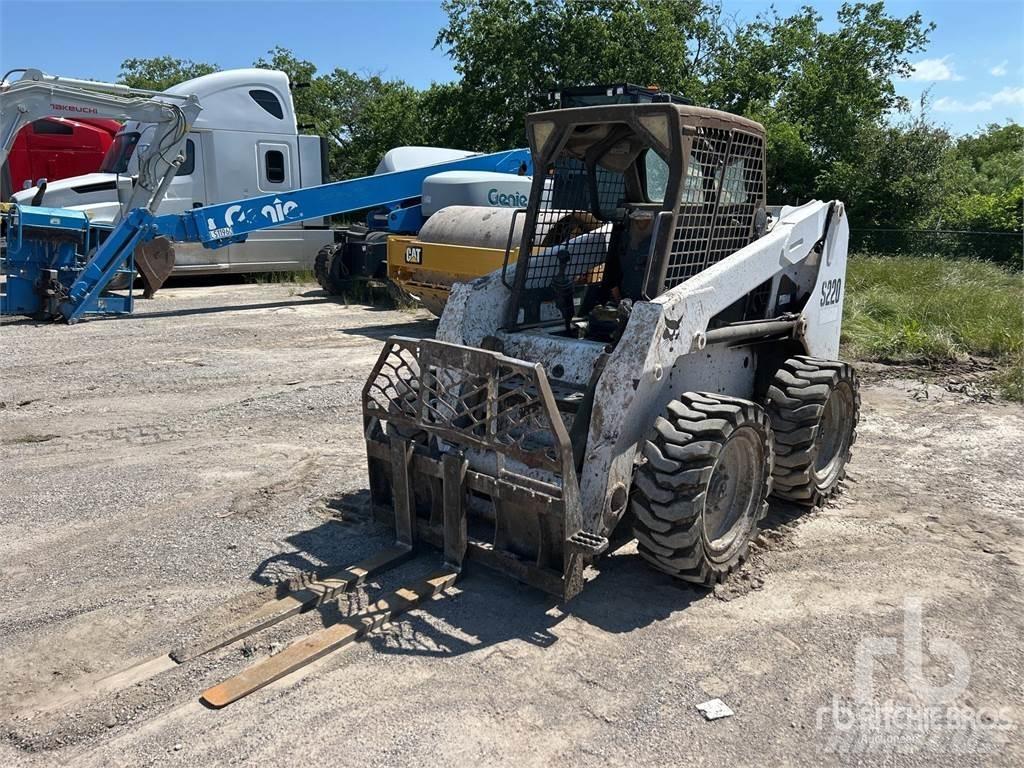 Bobcat S220 Šmykom riadené nakladače
