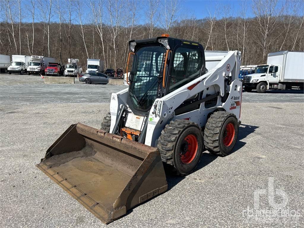 Bobcat S740 Šmykom riadené nakladače