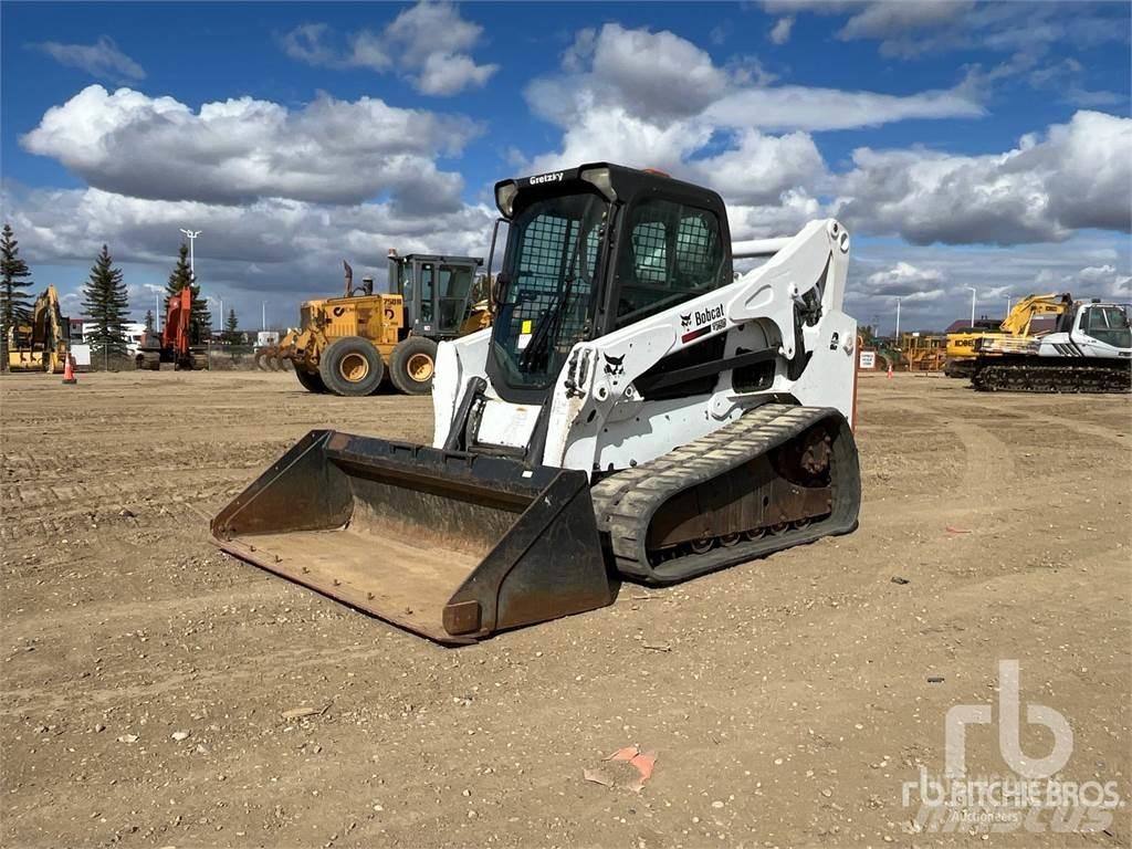Bobcat T750 Šmykom riadené nakladače