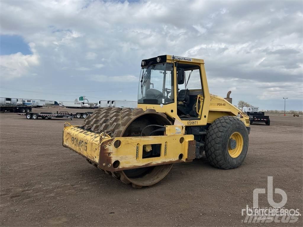 Bomag BW213DH Skládkové kompaktory