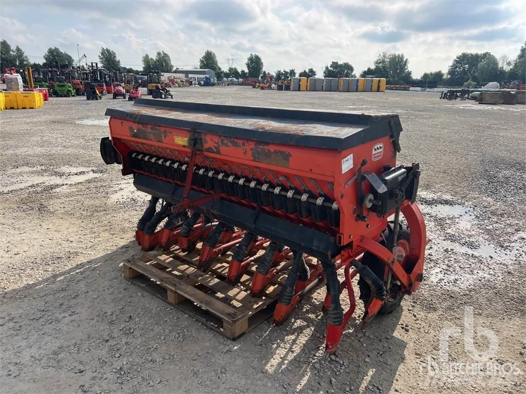 Carraro 2500 Sadiace stroje