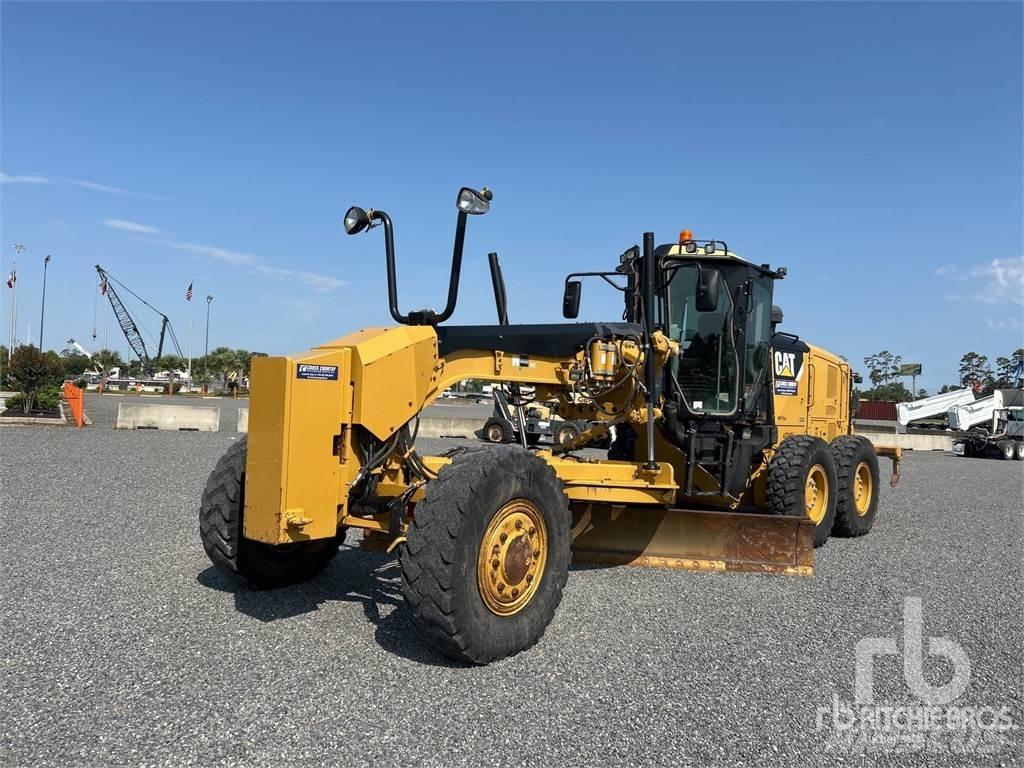 CAT 140M2 AWD Grejdery