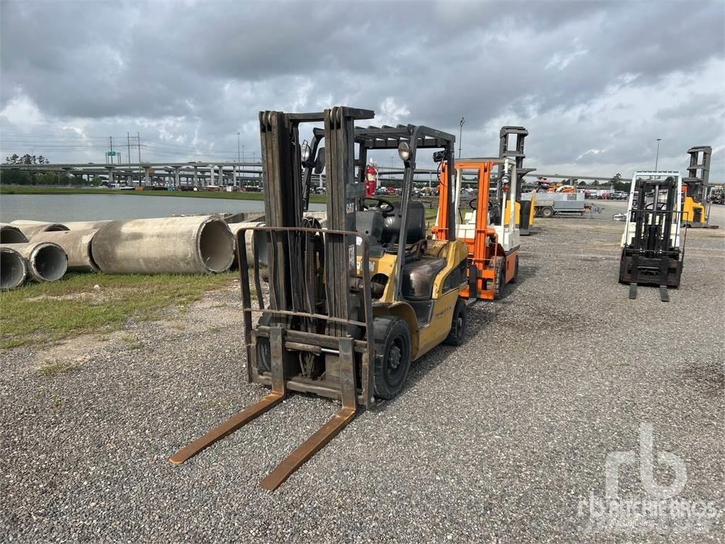 CAT 2PD5000 Dieselové vozíky
