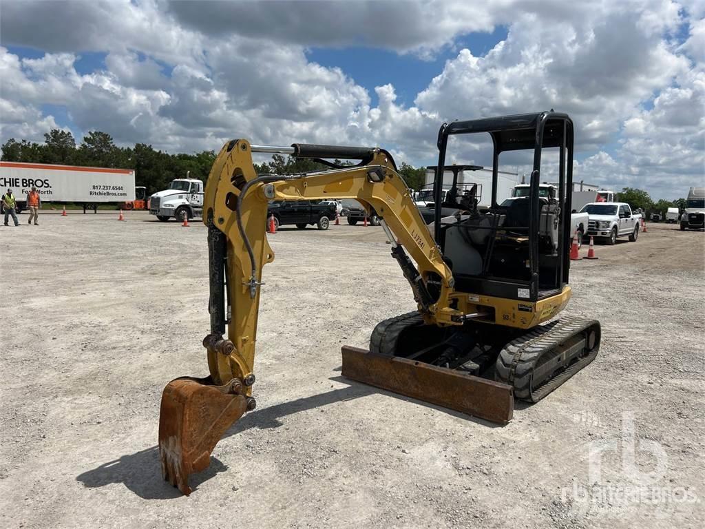 CAT 302.7DCR Mini rýpadlá < 7t