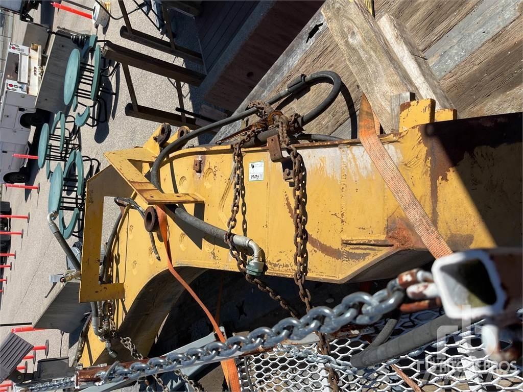 CAT 314 Výložníky a lyžice