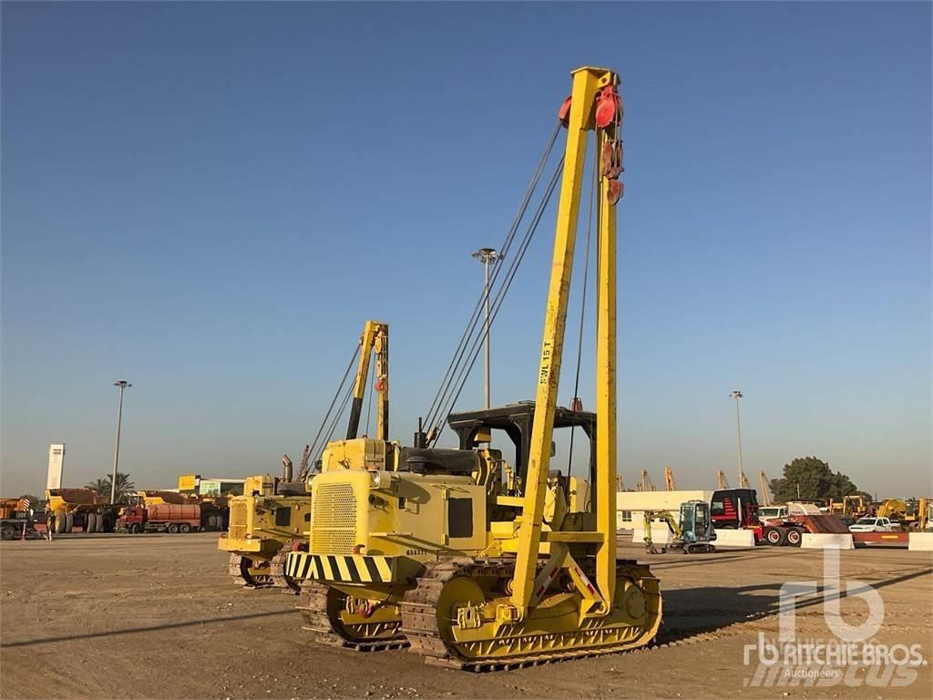 CAT 572E Ukladače potrubia