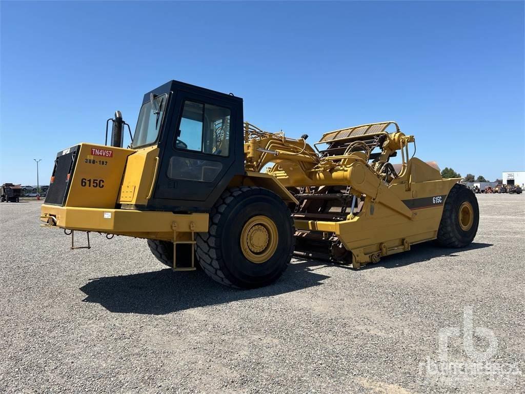 CAT 615C Skrejpre