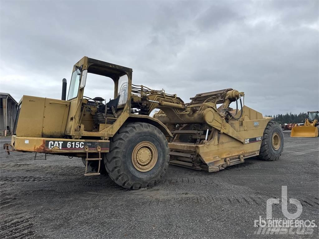 CAT 615C Skrejpre