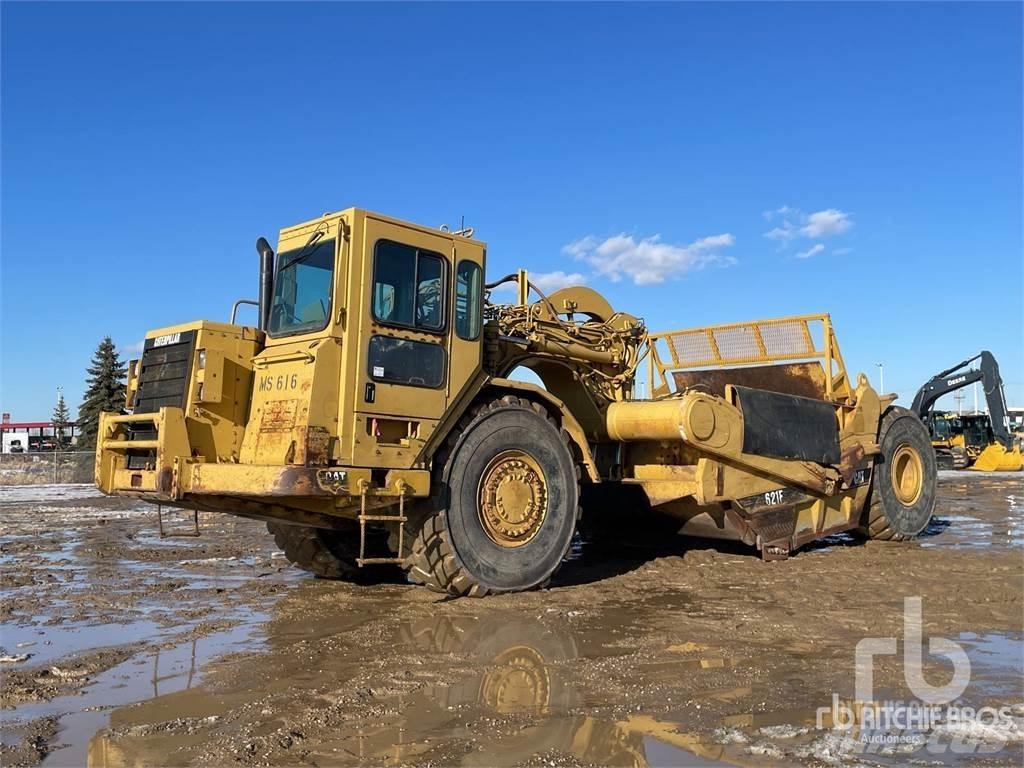 CAT 621F Skrejpre